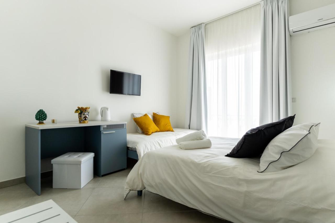 Teddu B&B จีอาร์ดีนี นักซอส ภายนอก รูปภาพ