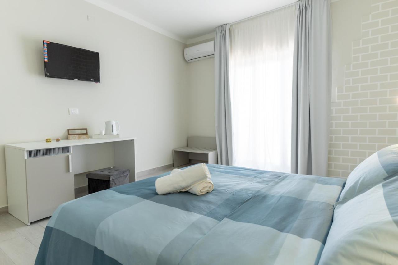 Teddu B&B จีอาร์ดีนี นักซอส ภายนอก รูปภาพ